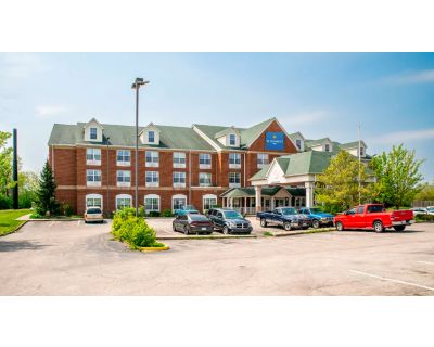 BlissPoint Inn & Suites Marion